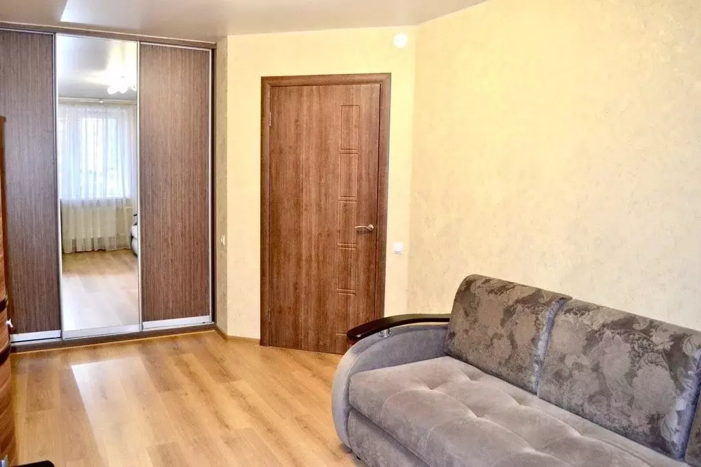 1-к кв. Кировская область, Киров ул. Мостовицкая, 5 (34.0 м) - Фото 2