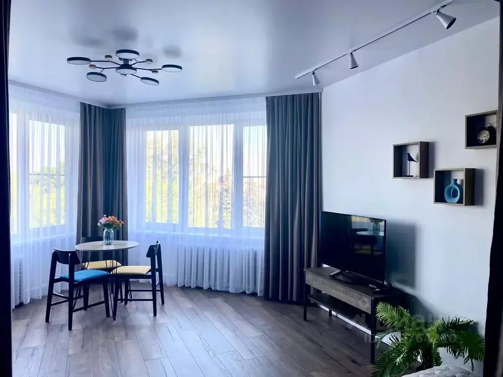 1-к кв. Костромская область, Кострома пл. Мира, 2 (43.0 м) - Фото 0