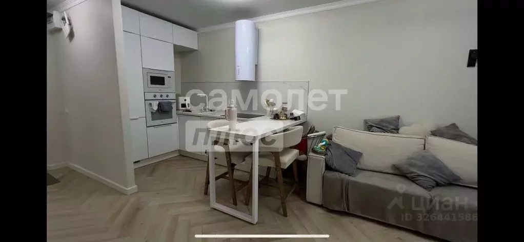 4-к кв. Москва ул. Саларьевская, 16к3 (67.1 м) - Фото 1