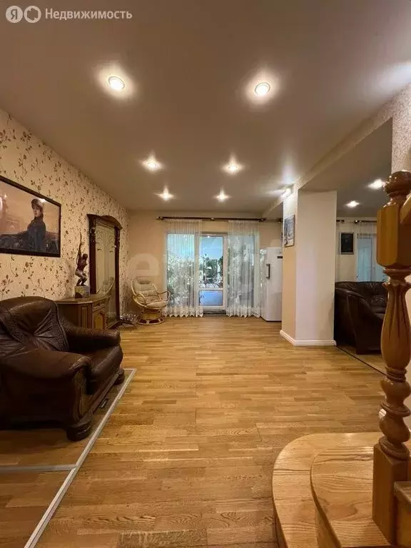 Дом в Псковский район, Ядровская волость, деревня Паничьи Горки (394.4 ... - Фото 2