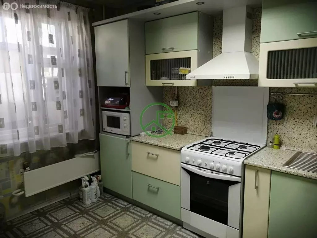 3-комнатная квартира: Сызрань, Астраханская улица, 2А (71.3 м) - Фото 2