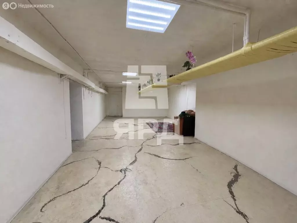 Помещение свободного назначения (220 м) - Фото 1