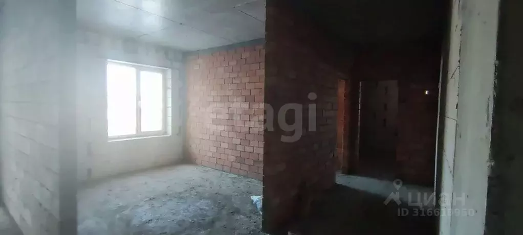 2-к кв. Северная Осетия, Владикавказ ул. Казбека Касаева, 2В (63.3 м) - Фото 1