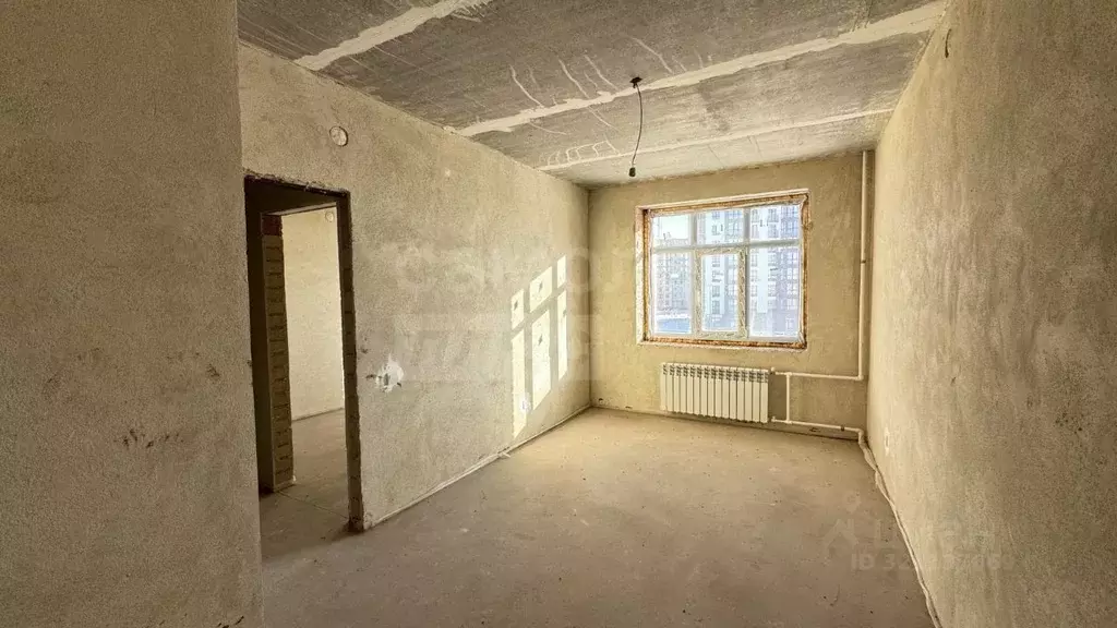 1-к кв. Оренбургская область, Оренбург ул. Ильи Глазунова, 6 (32.7 м) - Фото 0
