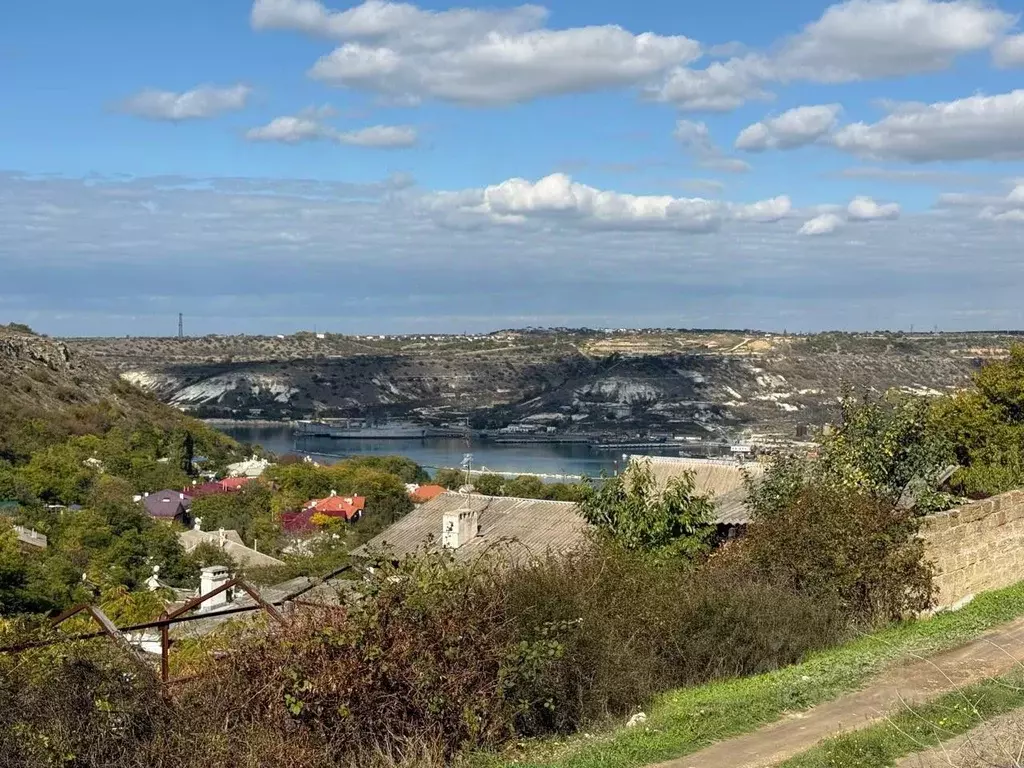 Участок в Севастополь ул. Кустарниковая, 3 (10.0 сот.) - Фото 1