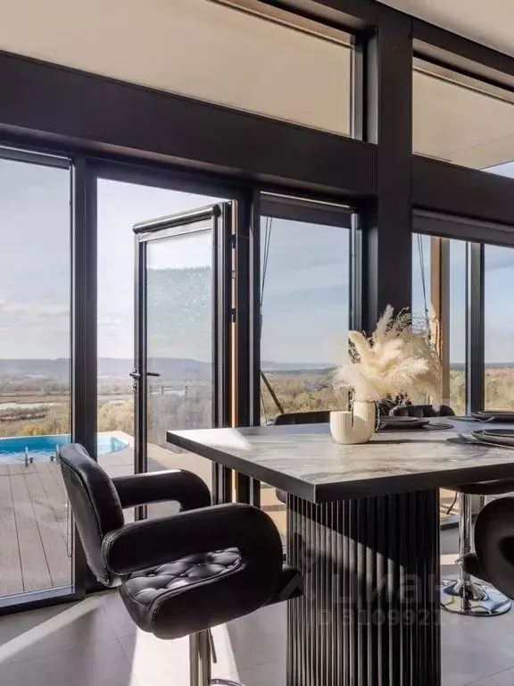 Дом в Самарская область, Красноярский район, Светлое Поле с/пос, с. ... - Фото 0