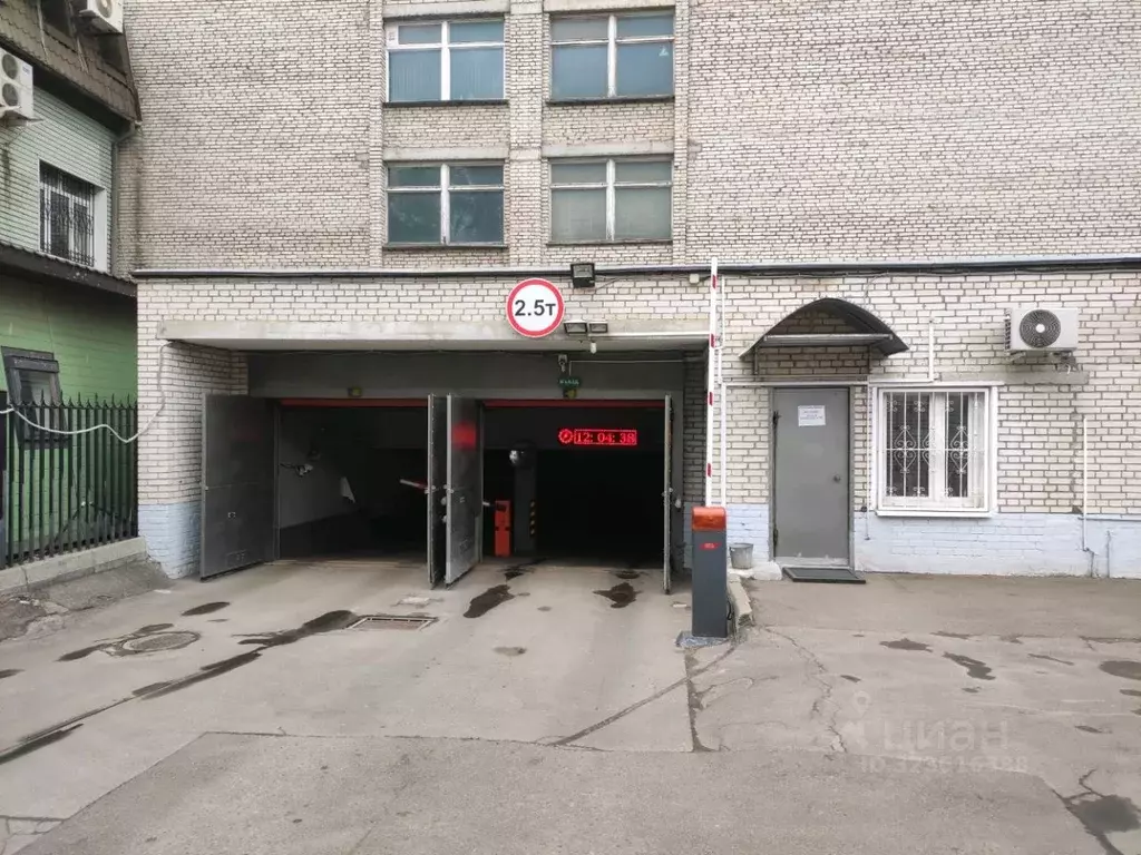 Гараж в Москва ул. Академика Ильюшина, 11 (19 м) - Фото 1