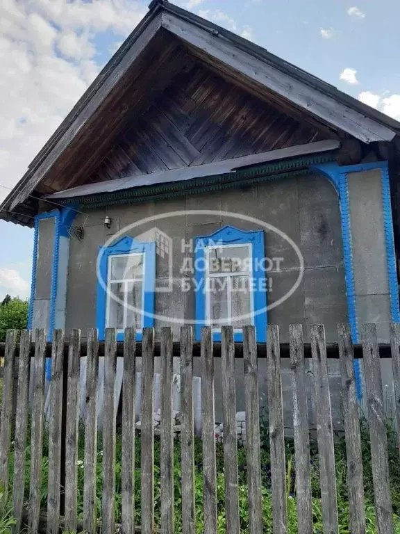 Дом в Пермский край, Чайковский городской округ, д. Жигалки ул. ... - Фото 0