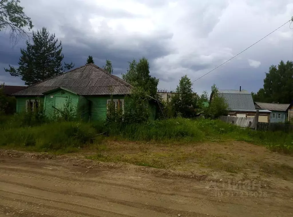 Участок в Коми, Корткеросский район, Корткерос муниципальное ... - Фото 0