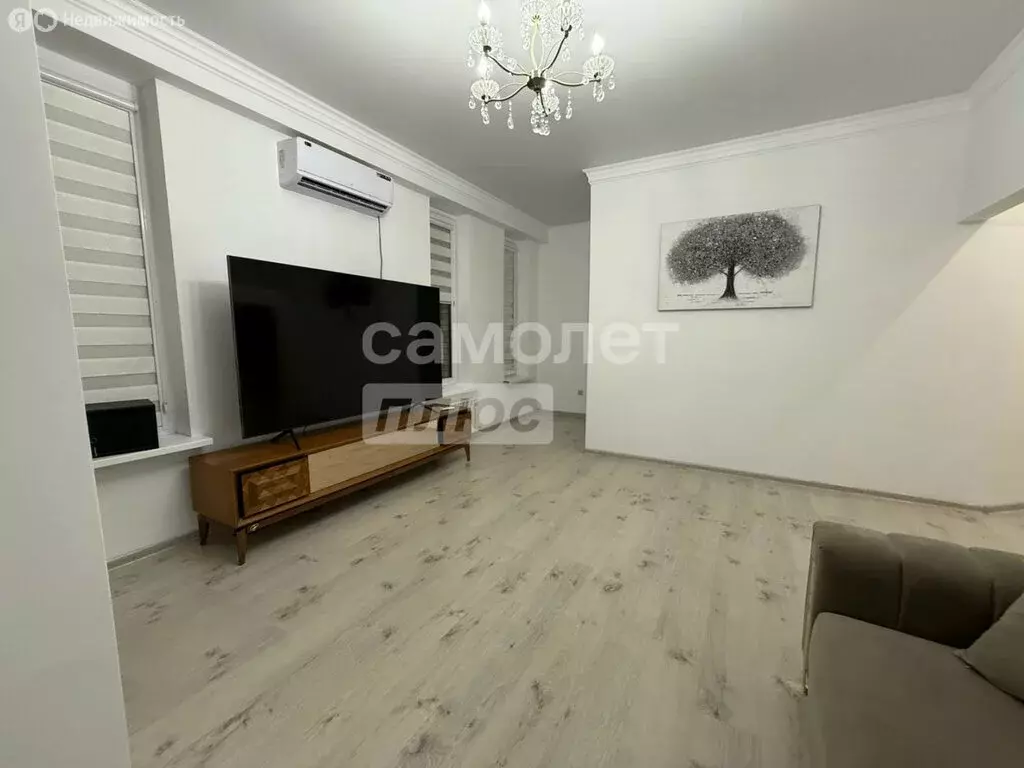 3-комнатная квартира: Грозный, улица Геннадия Николаевича Трошева, 83 ... - Фото 2