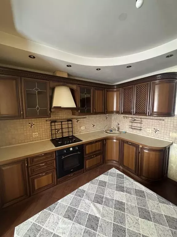 3-к кв. Саратовская область, Энгельс Саратовская ул., 57 (68.6 м) - Фото 1