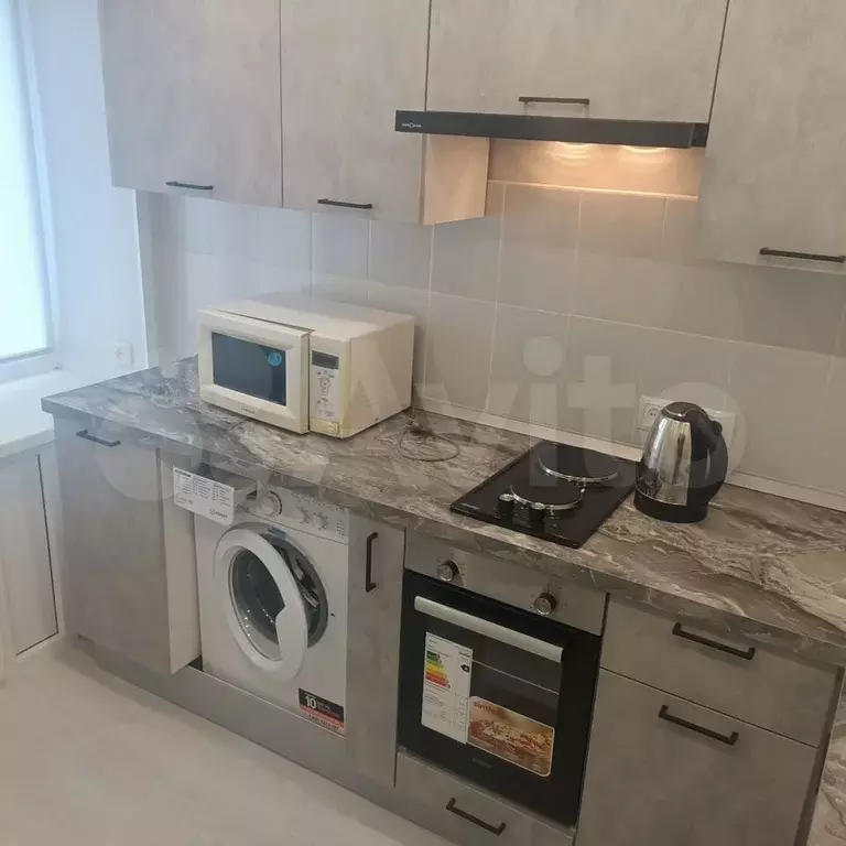 1-к. квартира, 32 м, 9/9 эт. - Фото 0