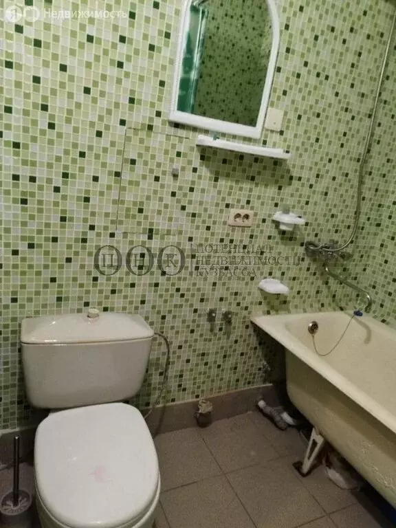 2-комнатная квартира: Кемерово, улица Рукавишникова, 13 (42.8 м) - Фото 0