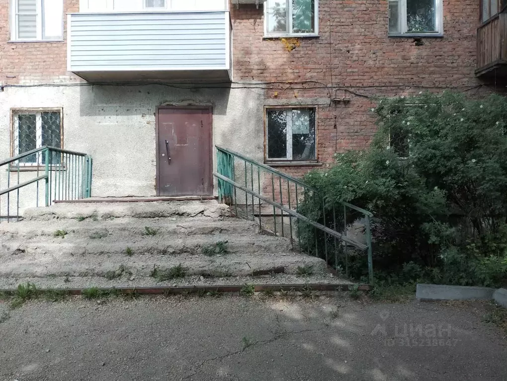 Помещение свободного назначения в Алтайский край, Рубцовск ... - Фото 0