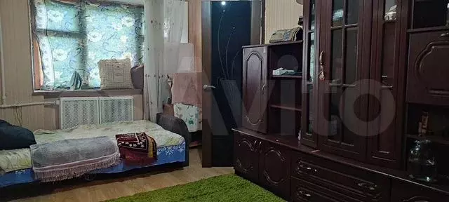 Комната 6 м в 3-к., 4/4 эт. - Фото 0