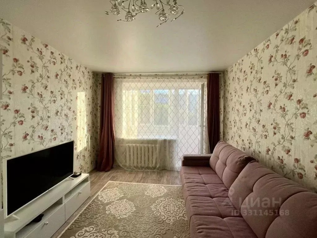 2-к кв. Нижегородская область, Дзержинск Октябрьская ул., 70 (45.0 м) - Фото 1