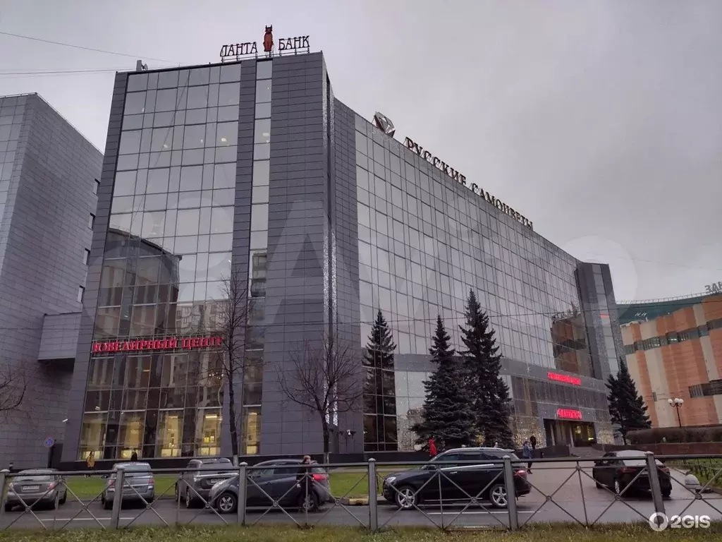 Стандарт мрт площадь карла фаберже 8б фото Бизнес-центр "Русские Самоцветы", Пл. Карла Фаберже д. 8