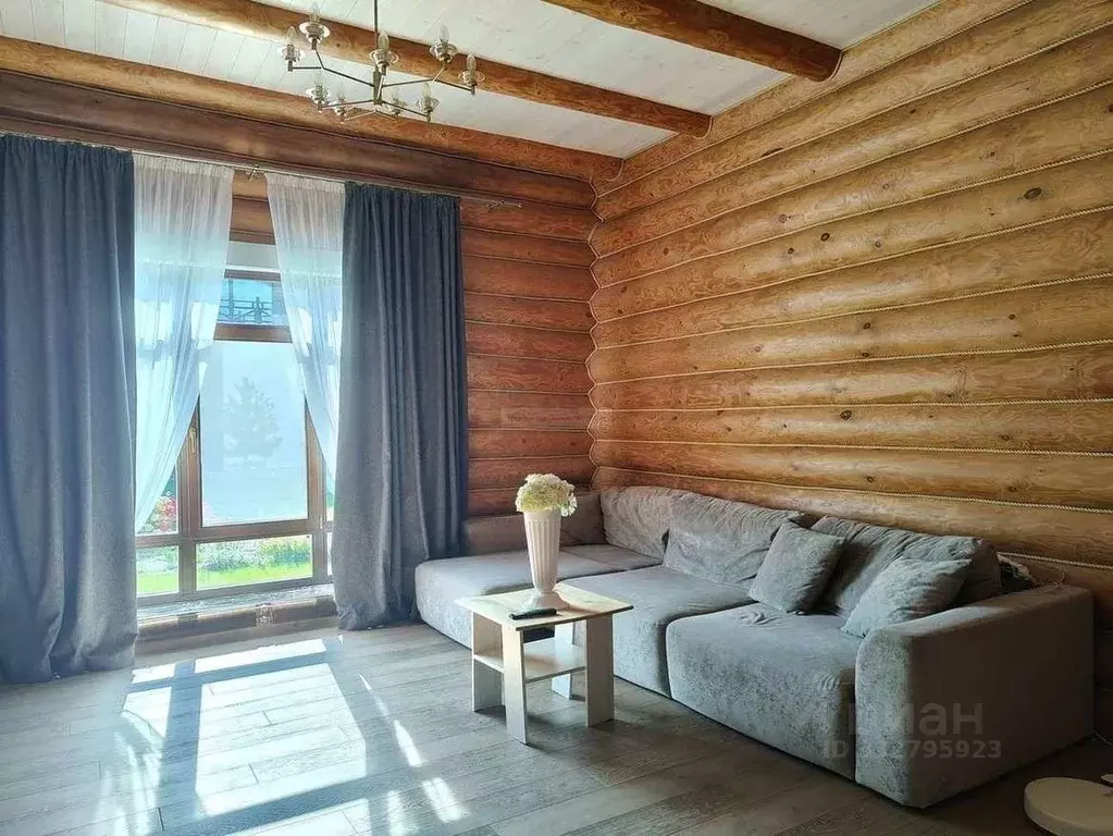 Дом в Белгородская область, Белгород ул. Михаила Курбатова (180 м) - Фото 2
