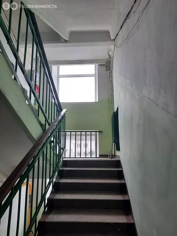 1-комнатная квартира: Пермь, улица Адмирала Ушакова, 10 (32 м) - Фото 1