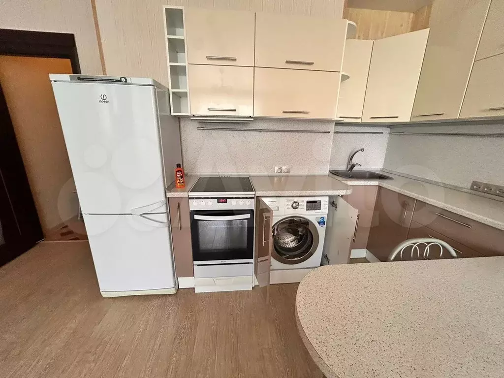 Квартира-студия, 34 м, 4/10 эт. - Фото 0