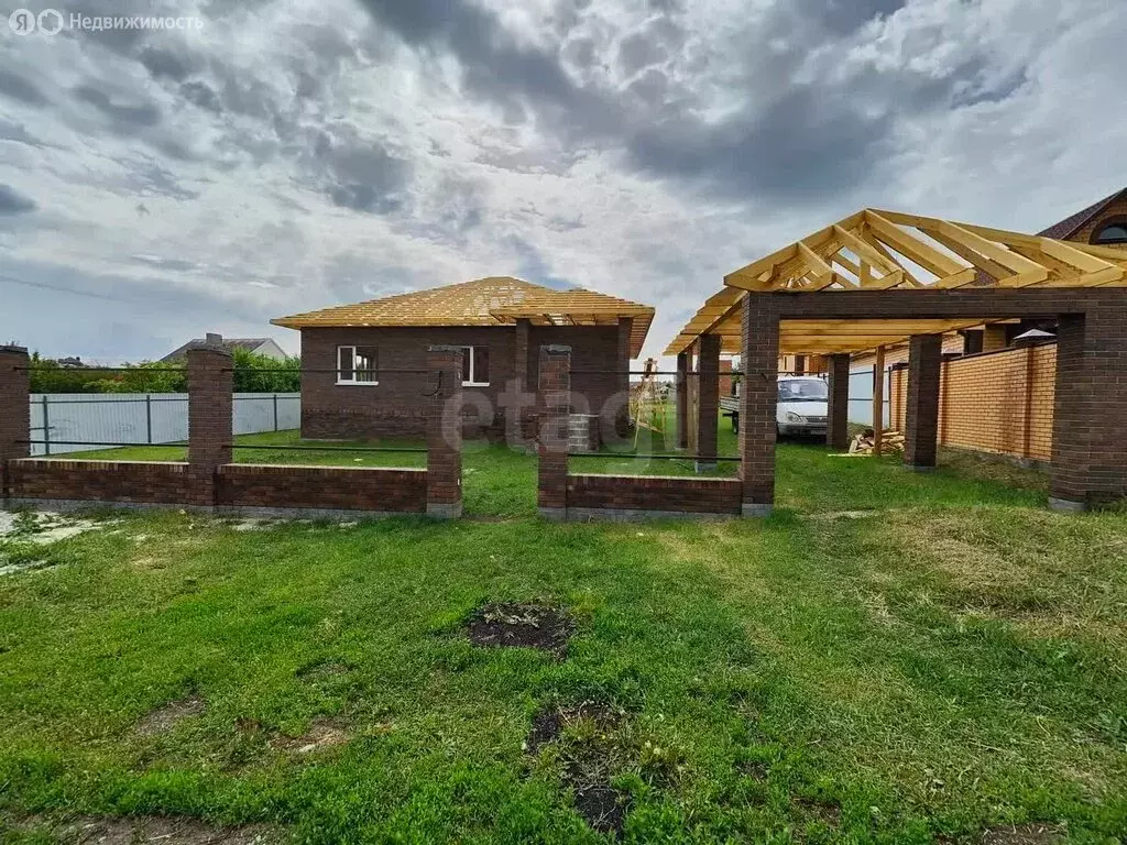 Дом в микрорайон Таврово-4, Шоссейная улица (130 м) - Фото 1