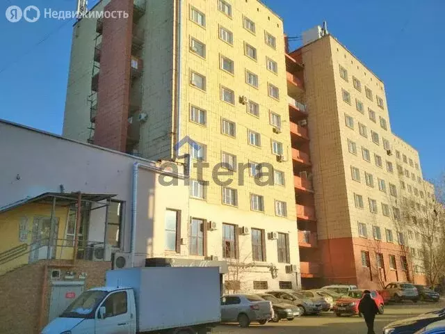 1к в 8-комнатной квартире (18.4 м) - Фото 1