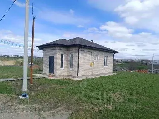 Дом в Волгоградская область, Городищенский район, Орловское с/пос, с. ... - Фото 1