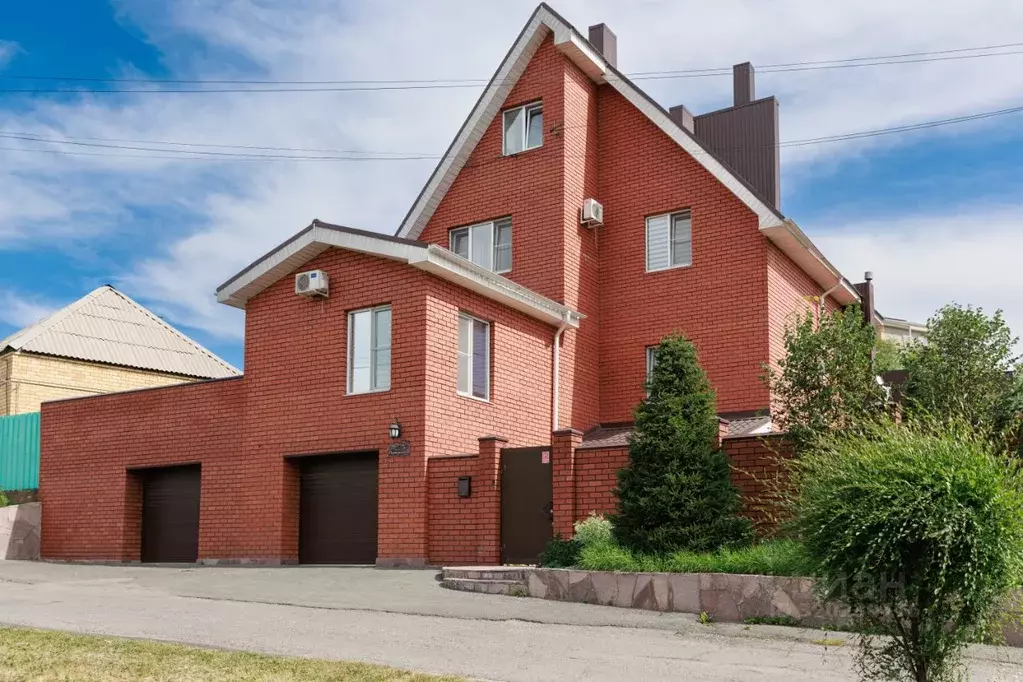 Коттедж в Челябинская область, Магнитогорск Пионерская ул., 2Б (295 м) - Фото 1