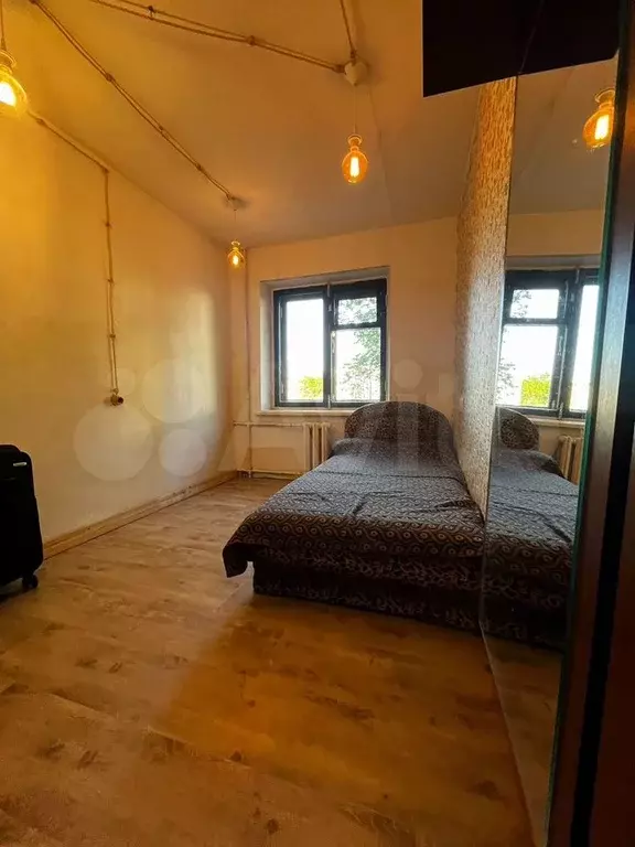 Комната 9 м в 5-к., 2/5 эт. - Фото 1