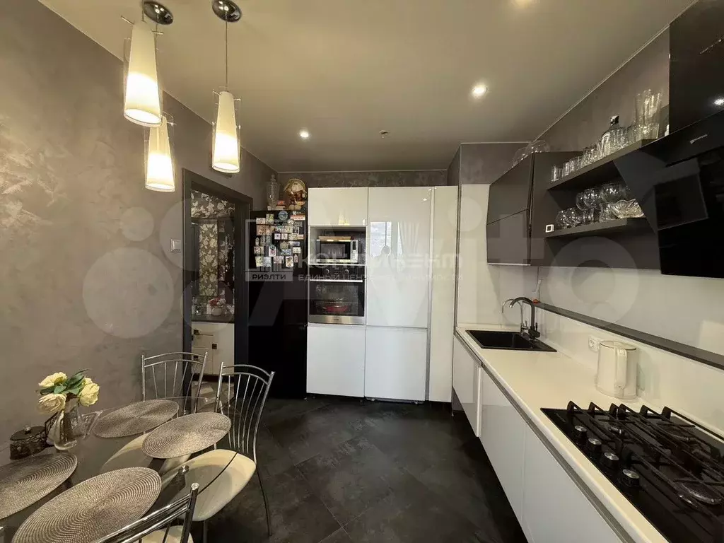 3-к. квартира, 68 м, 5/9 эт. - Фото 1
