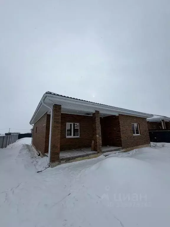 Дом в Самарская область, Ставропольский район, с. Подстепки пер. 4-й ... - Фото 1