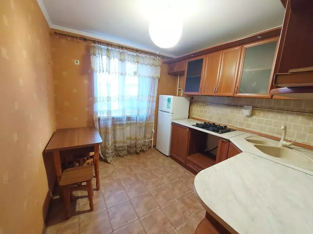 2-к кв. Крым, Симферополь ул. Чернышевского, 12 (52.0 м) - Фото 2