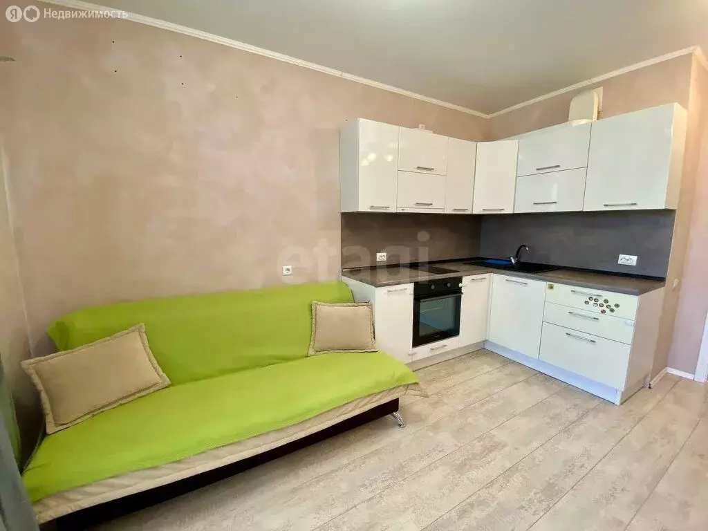 1-комнатная квартира: Тюмень, улица Станислава Карнацевича, 4 (40 м) - Фото 1