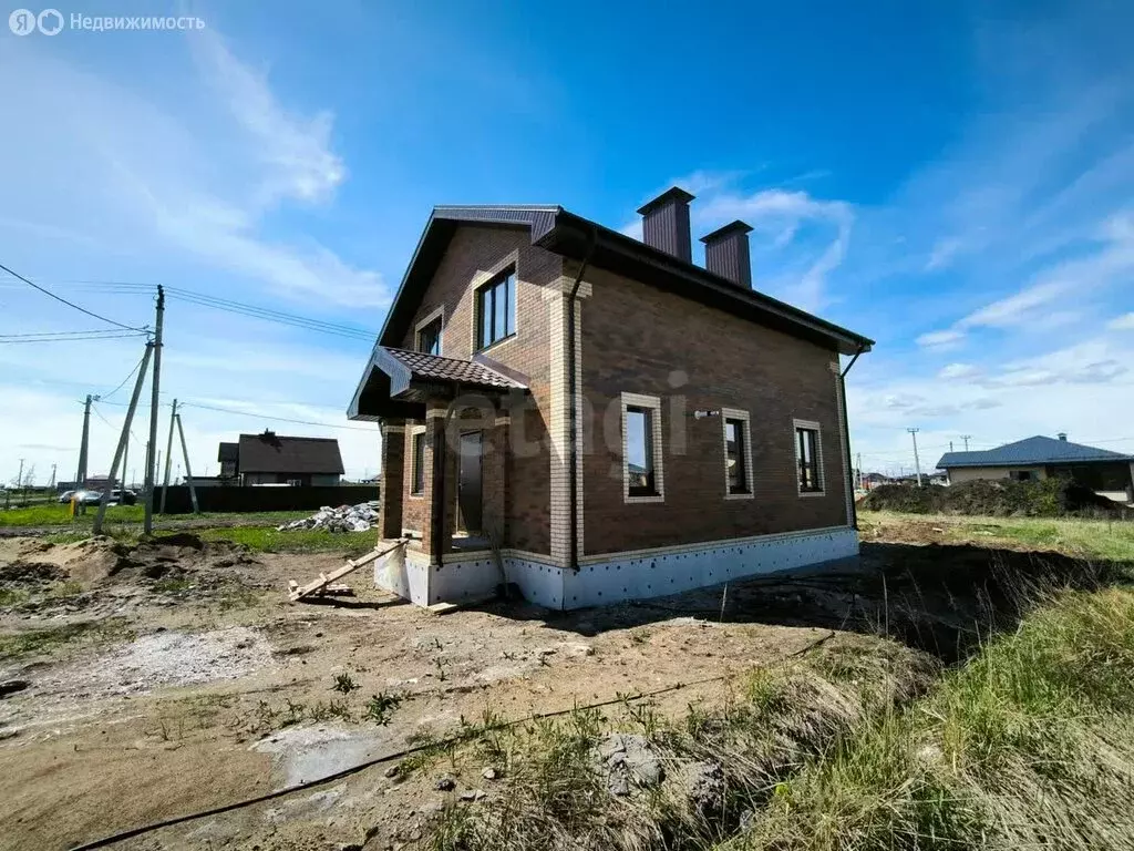 Дом в Тукаевский район, деревня Азьмушкино, улица 70 лет Победы (105 ... - Фото 0