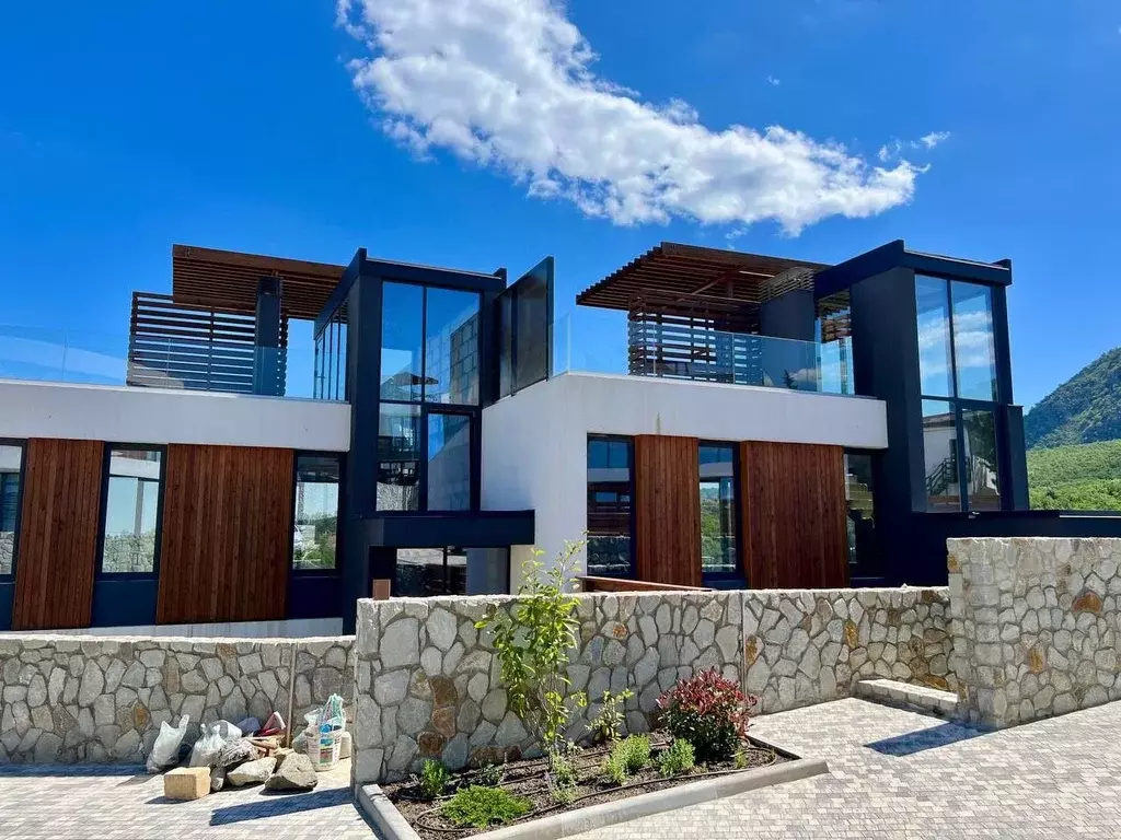 Коттедж в Крым, Алушта муниципальный округ, с. Виноградное ул. ... - Фото 1