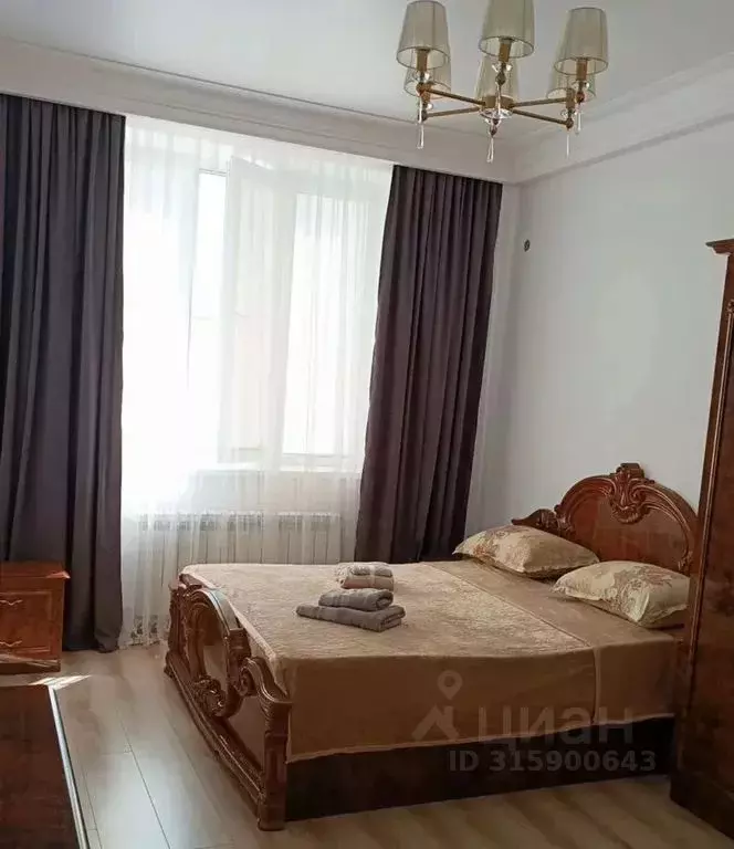 2-к кв. Дагестан, Каспийск ул. Ленина, 51Б (78.0 м) - Фото 0