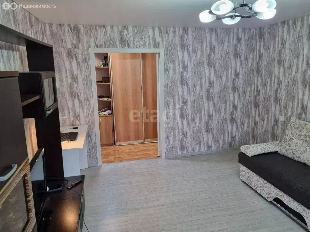 3-комнатная квартира: Стерлитамак, улица Ибрагимова, 5 (61.4 м) - Фото 1