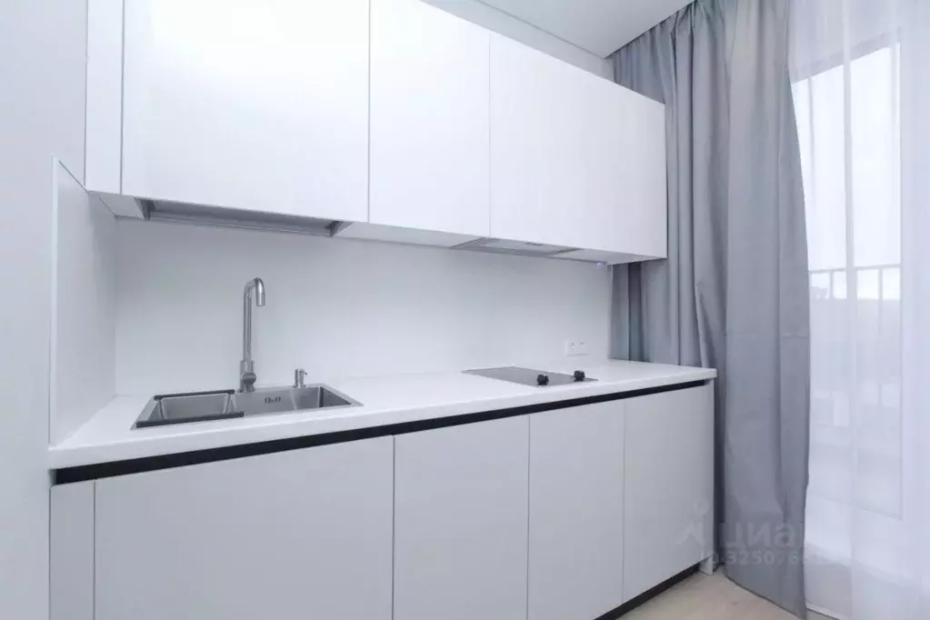 Студия Свердловская область, Екатеринбург ул. Шаумяна, 24 (27.0 м) - Фото 1