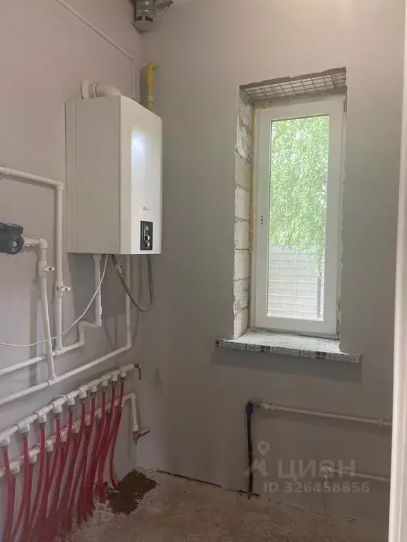 Дом в Пермский край, Пермь Белая ул., 42 (300 м) - Фото 1