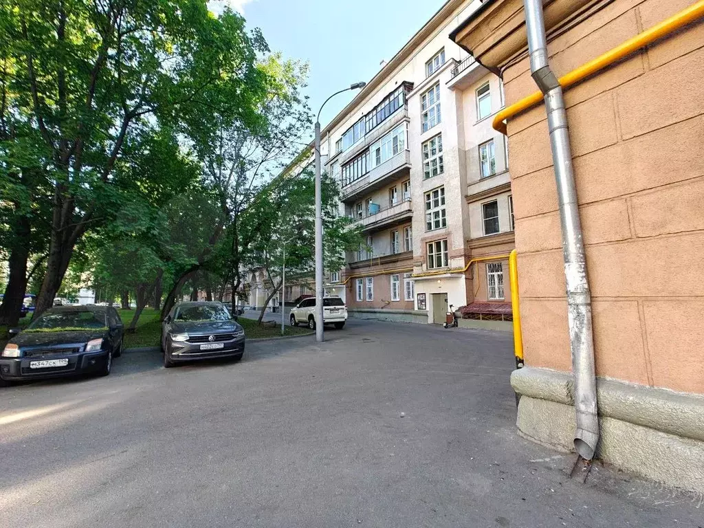 Комната 16,5 м в 4-к., 1/5 эт. - Фото 1