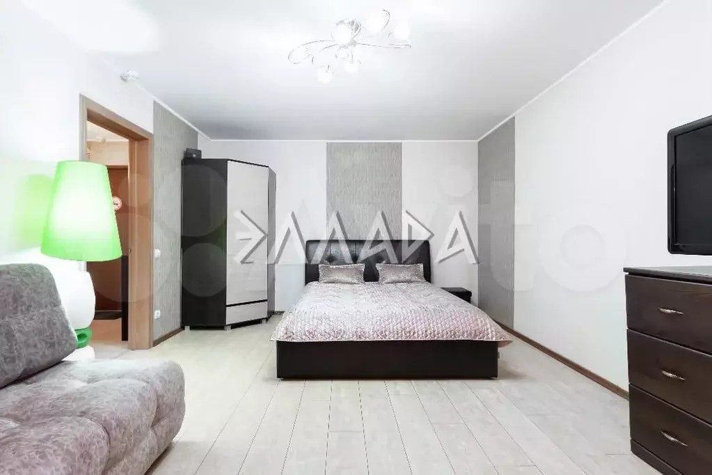 1-к. квартира, 45 м, 9/10 эт. - Фото 1