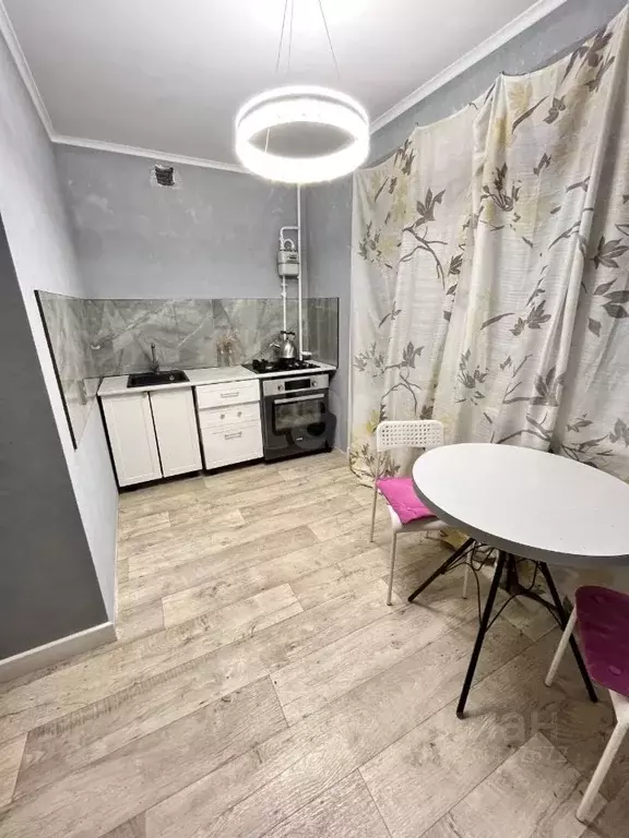 1-к кв. Крым, Феодосия ул. Челнокова, 68 (34.8 м) - Фото 1