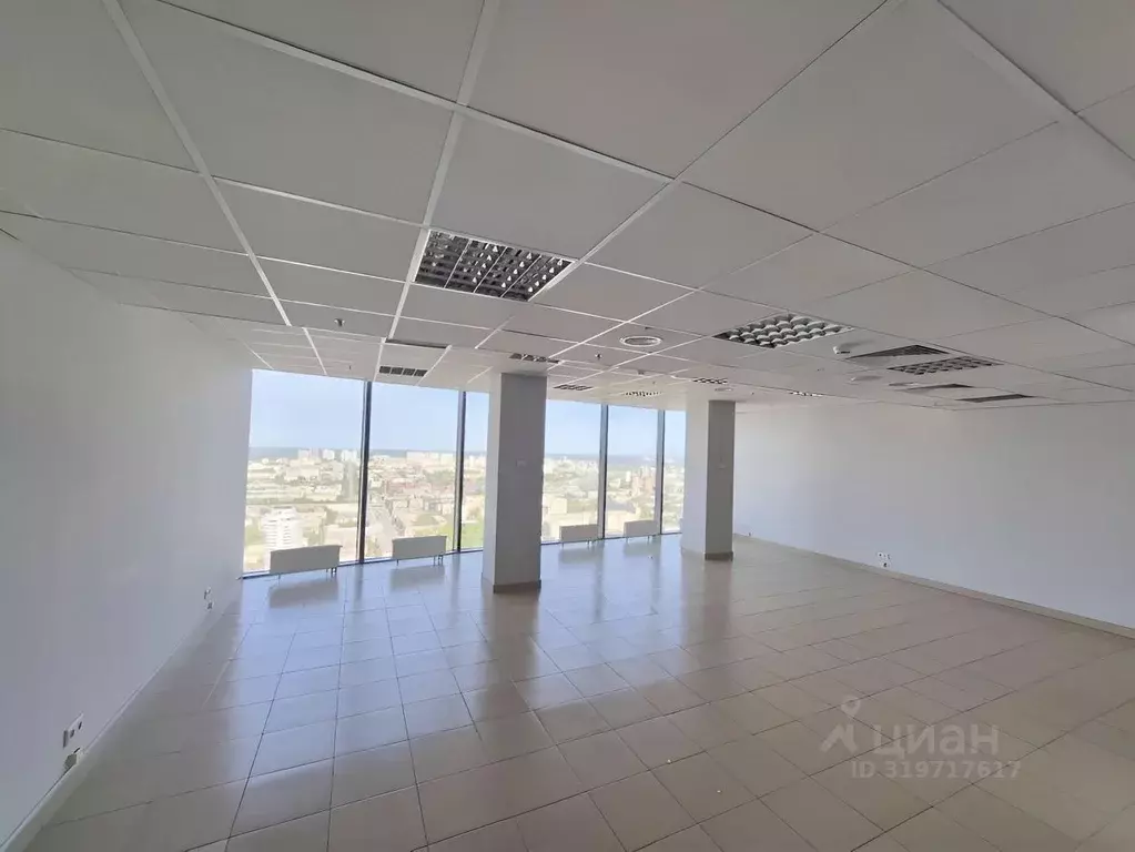 Офис в Свердловская область, Екатеринбург ул. Малышева, 51 (64 м) - Фото 1