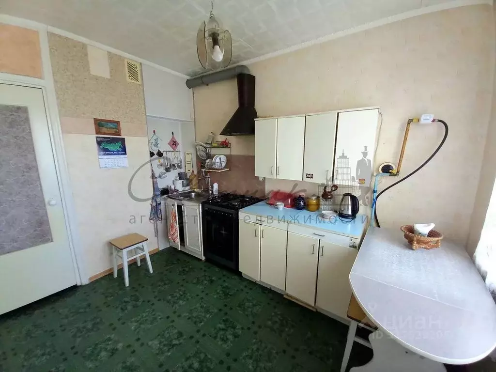 3-к кв. Белгородская область, Старый Оскол Рудничный мкр, 11 (61.44 м) - Фото 0