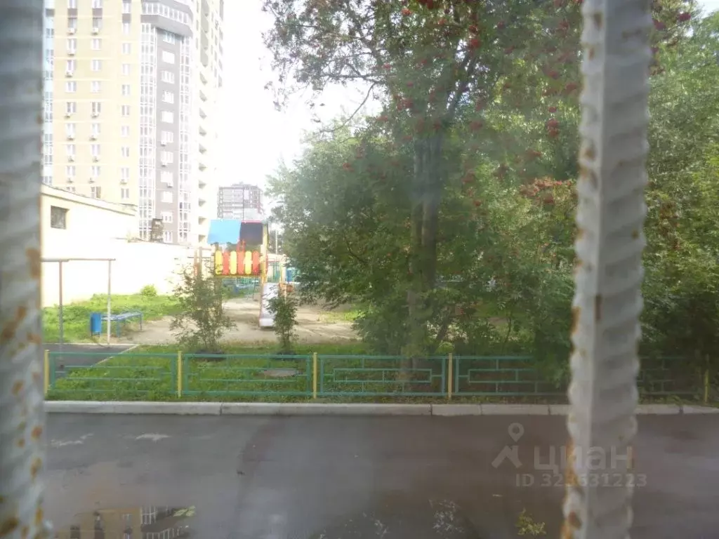 Комната Свердловская область, Екатеринбург ул. Чекистов, 1Б (17.0 м) - Фото 2