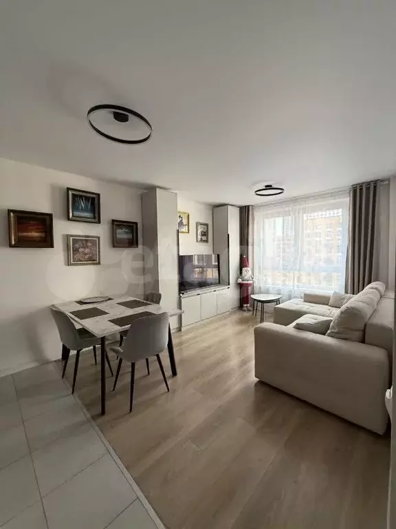3-к. квартира, 91 м, 14/17 эт. - Фото 1