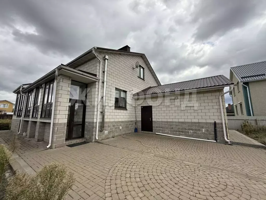 Дом в Белгородская область, Белгородский район, Разумное рп ул. ... - Фото 1