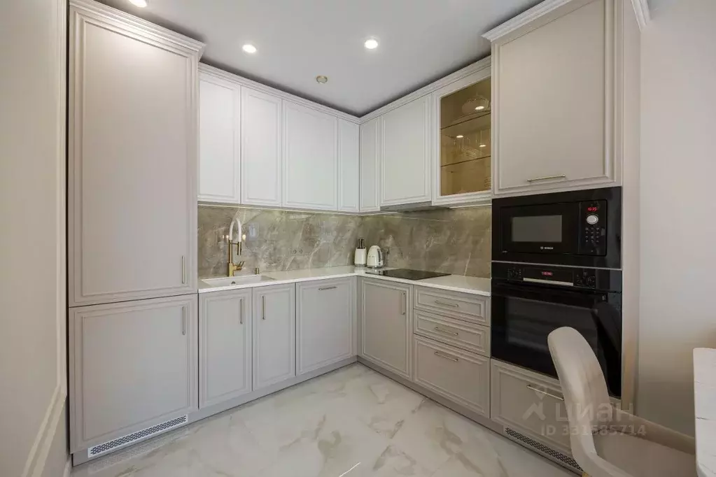4-к кв. Москва Новоостаповская ул., 7к1 (72.5 м) - Фото 1