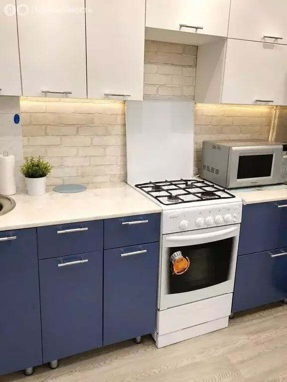 1-комнатная квартира: Курган, улица Бурова-Петрова, 12 (34 м) - Фото 2
