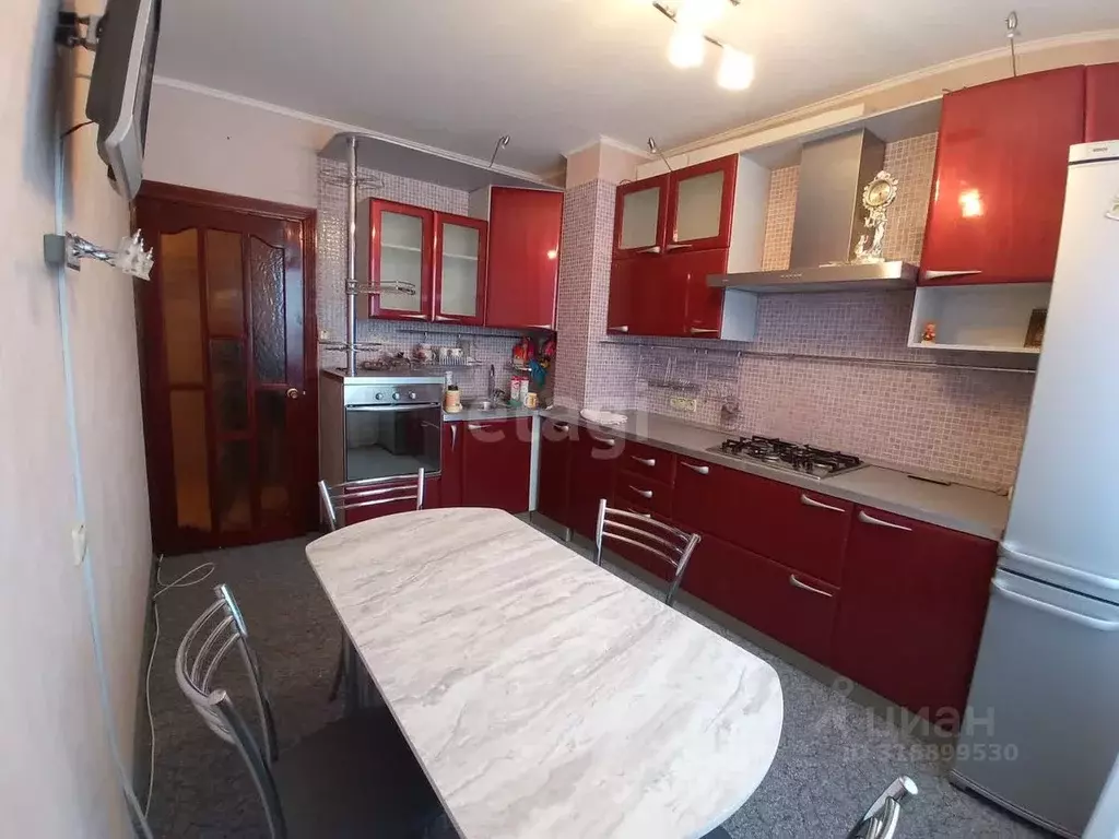 3-к кв. Владимирская область, Ковров Еловая ул., 82к3 (63.0 м) - Фото 1